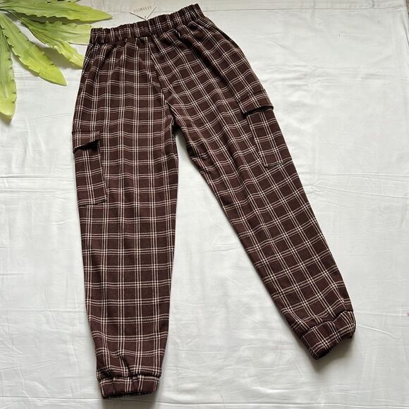 ⭐️nwt Revamped Plaid Cargo Jogger Pants⭐️ - Picture 6 of 8